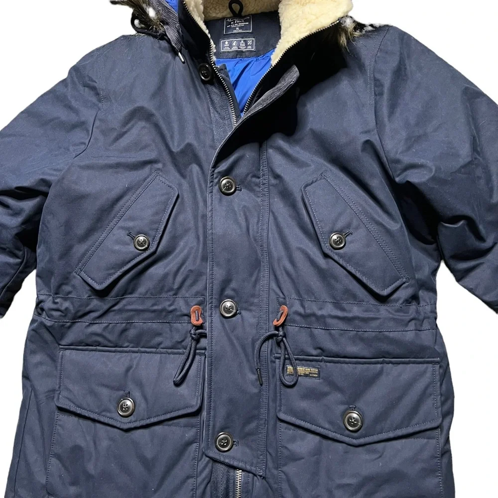 NWOT Abercrombie & Fitch Down Filled Insulated Jacket Coat Size XL Blue - Picture 2 of 11